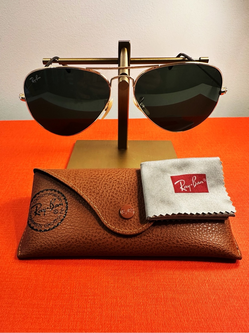 Ray-Ban RB3025 Aviator Large Metal 58mm Gold Green Sunglasses - LIKE NEW